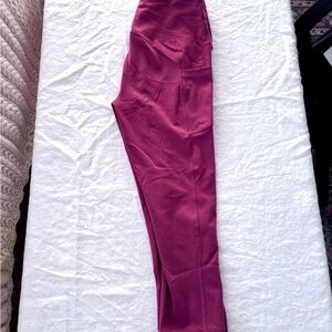 Yogalicious Lux Activewear Leggings 20” Maroon Windsor Wine Size Medium